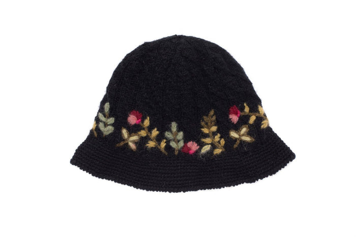 French Knot Meadow Brim Hat - Black