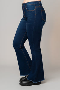 Mari Sateen Stretch Flare Jean