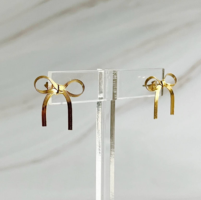 Herringbone Chain Bow Earrings